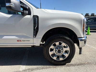 2026 Ford Super Duty F-350® Lariat®