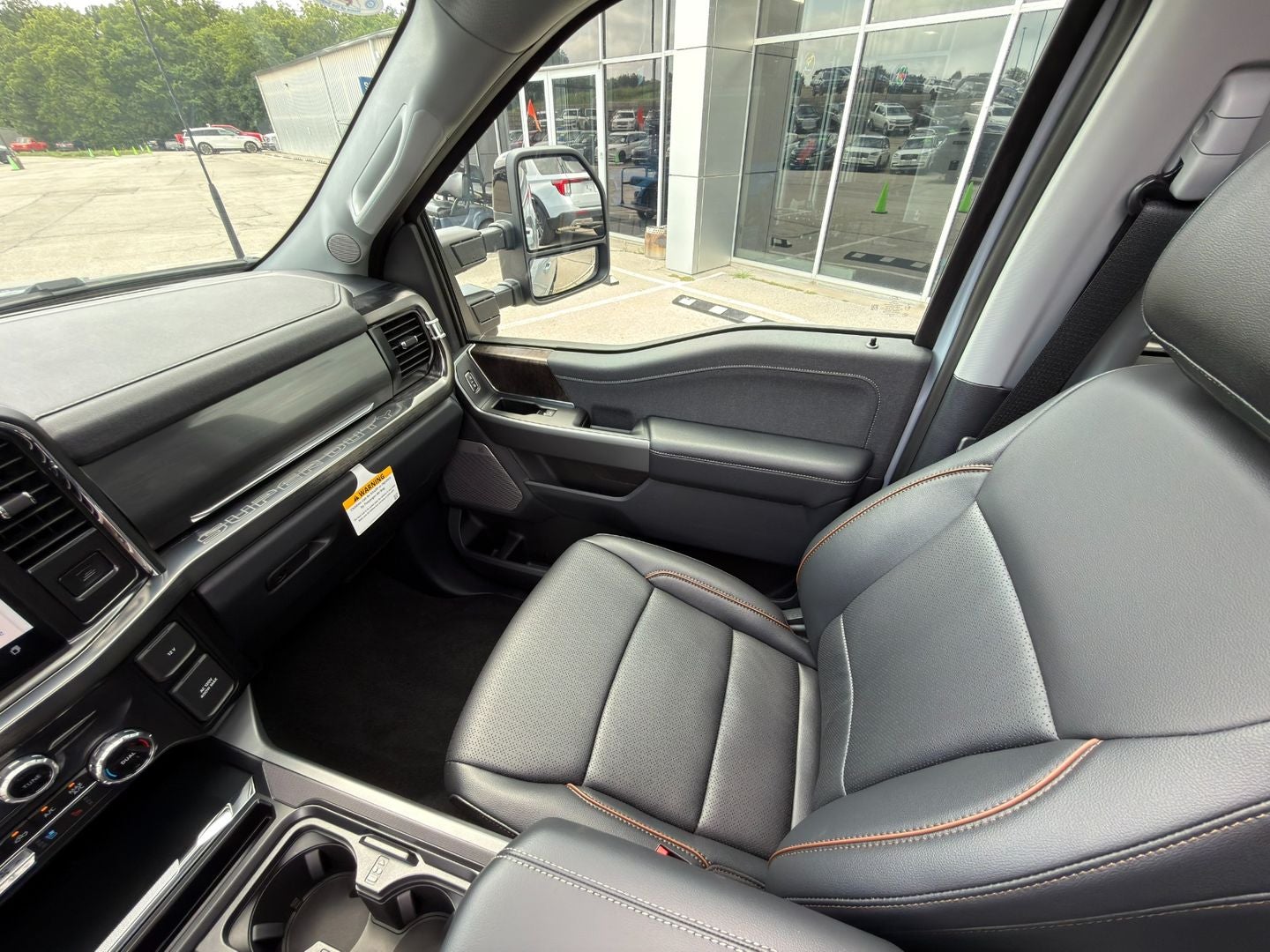 2026 Ford Super Duty F-350® Lariat®