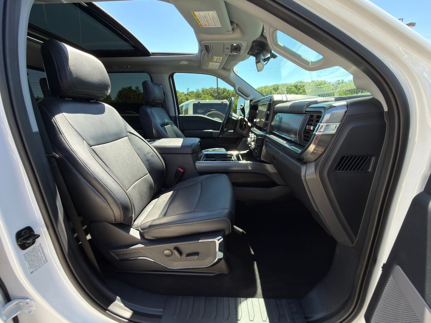 2024 Ford Super Duty F-350 SRW Lariat 4X4