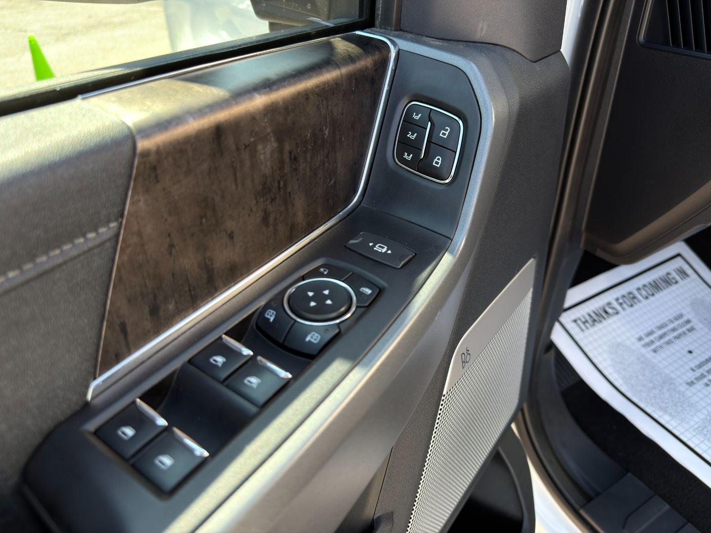 2023 Ford Super Duty F-350 SRW Lariat 4X4