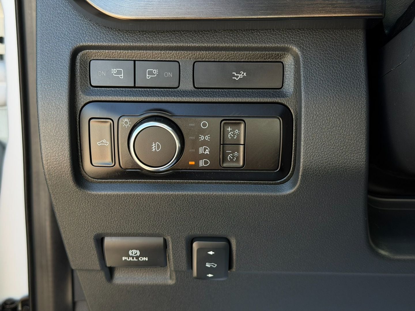 2023 Ford Super Duty F-350 SRW Lariat 4X4