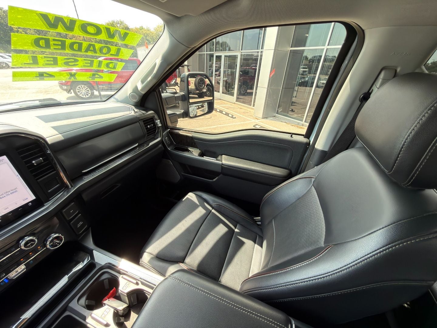 2024 Ford Super Duty F-350 DRW Lariat 4X4