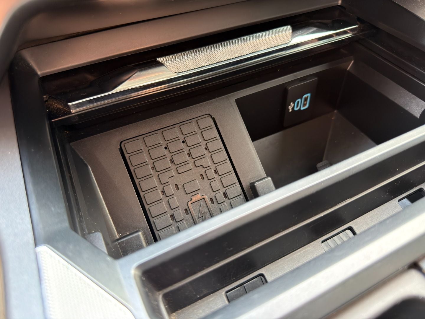 2024 Ford Super Duty F-350 DRW Lariat 4X4