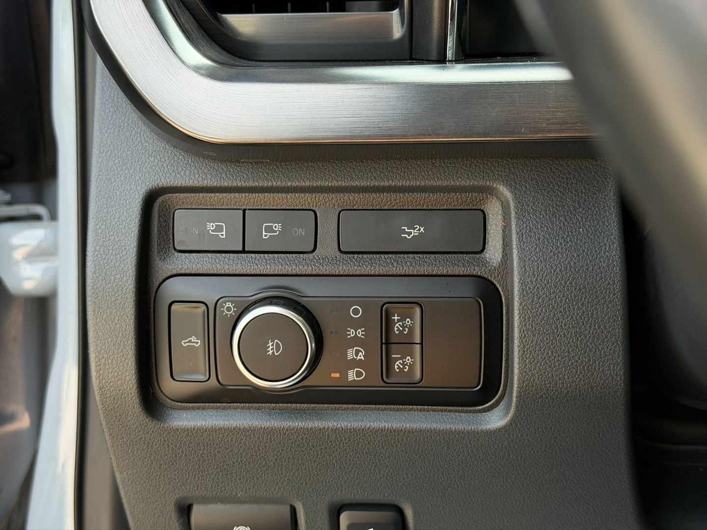 2024 Ford Super Duty F-350 DRW Lariat 4X4