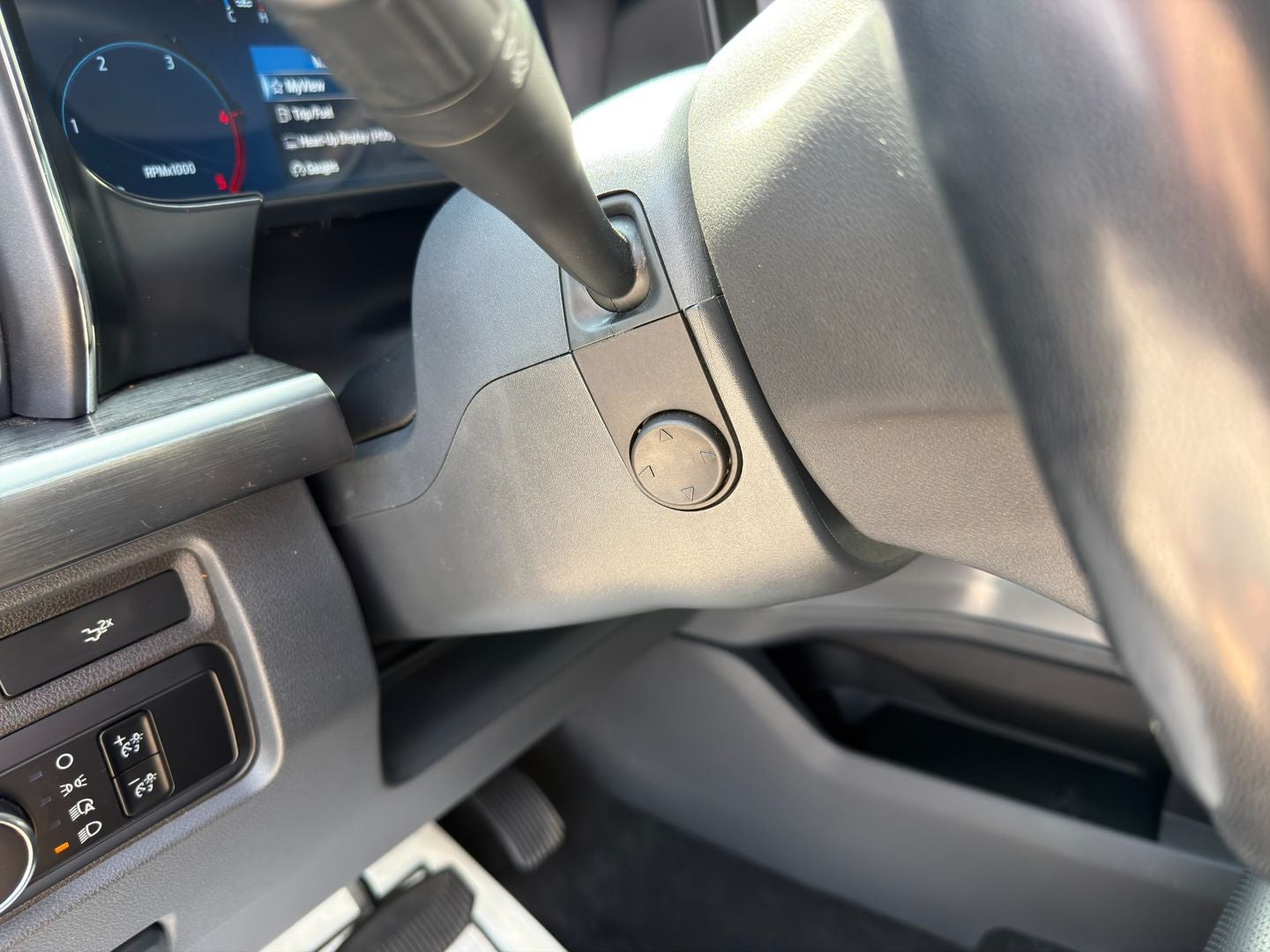 2024 Ford Super Duty F-350 DRW Lariat 4X4