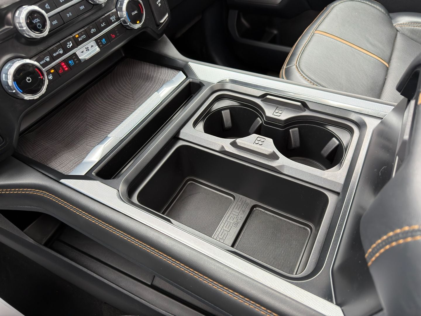 2024 Ford Super Duty F-450 DRW Platinum 4X4