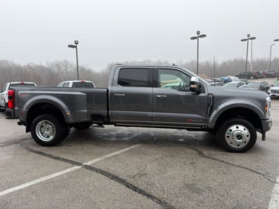 2024 Ford Super Duty F-450 DRW Platinum 4X4