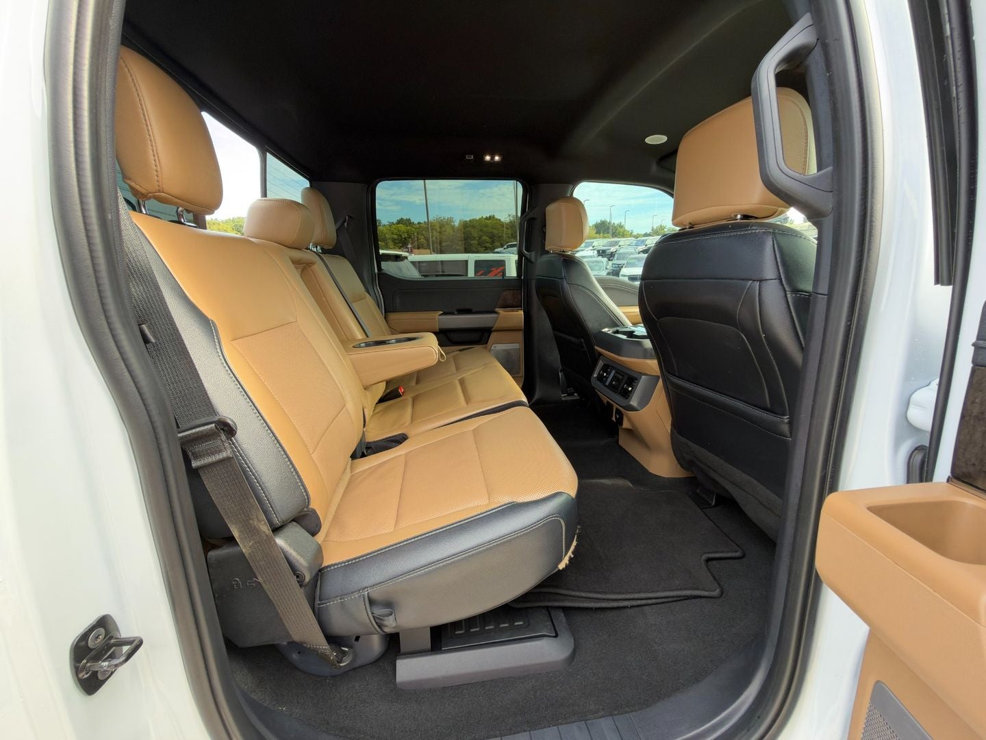 2024 Ford Super Duty F-450 DRW Lariat 4X4