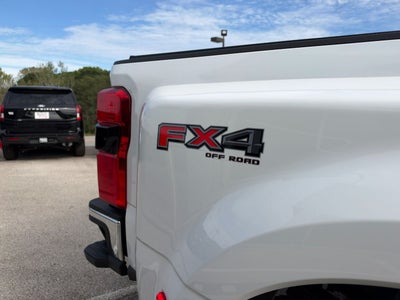 2024 Ford Super Duty F-450 DRW Lariat 4X4