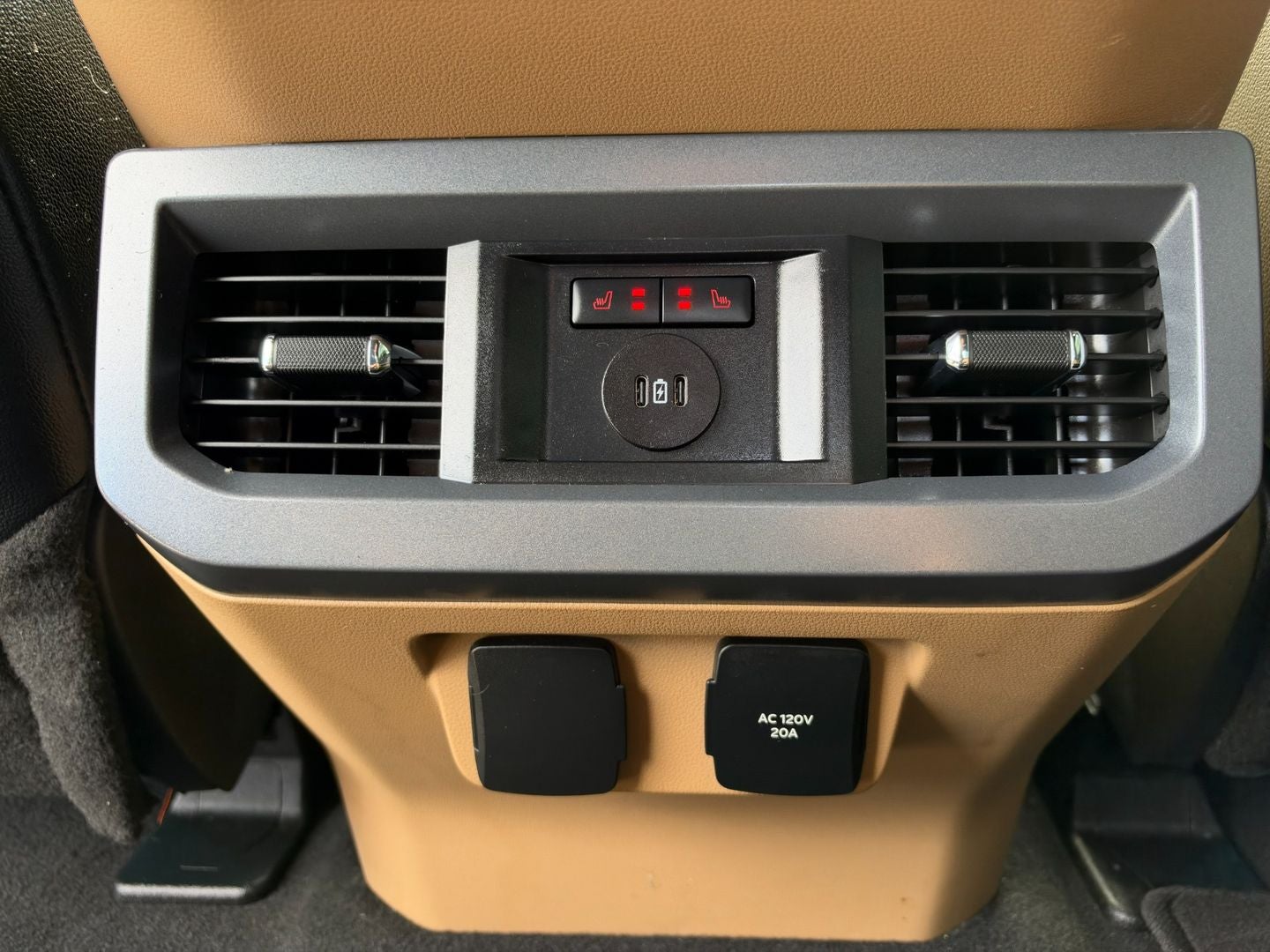 2024 Ford Super Duty F-450 DRW Lariat 4X4