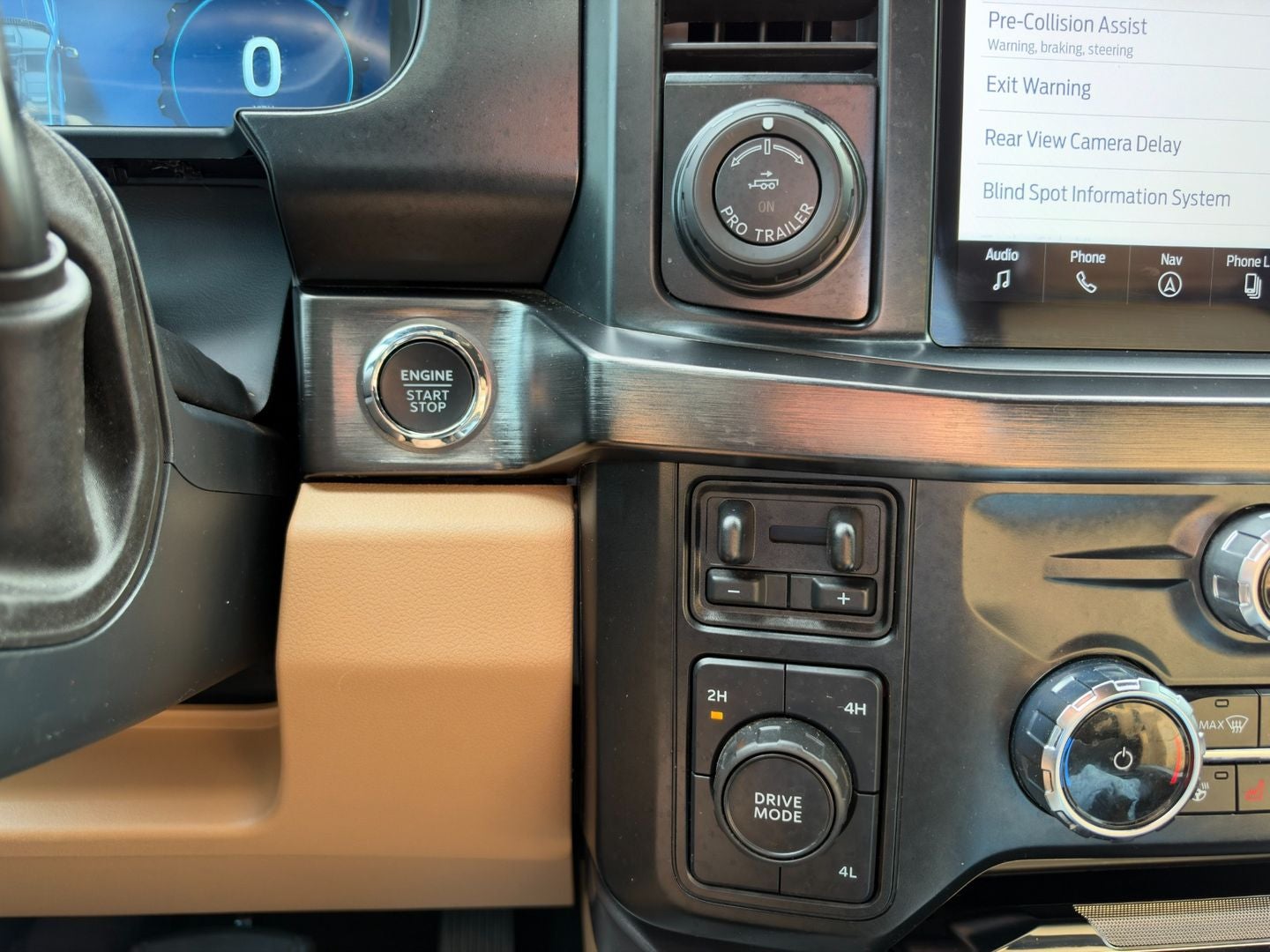 2024 Ford Super Duty F-450 DRW Lariat 4X4