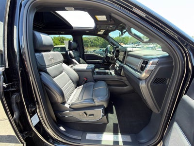 2024 Ford Super Duty F-450 DRW Platinum 4X4