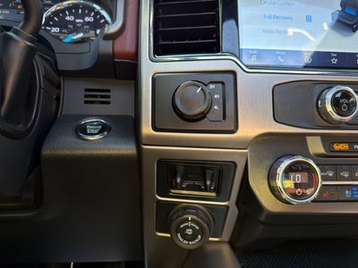 2022 Ford Super Duty F-450 DRW Platinum 4X4