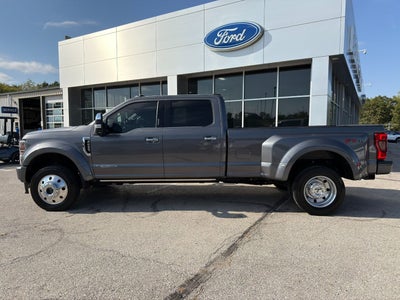 2022 Ford Super Duty F-450 DRW Platinum 4X4