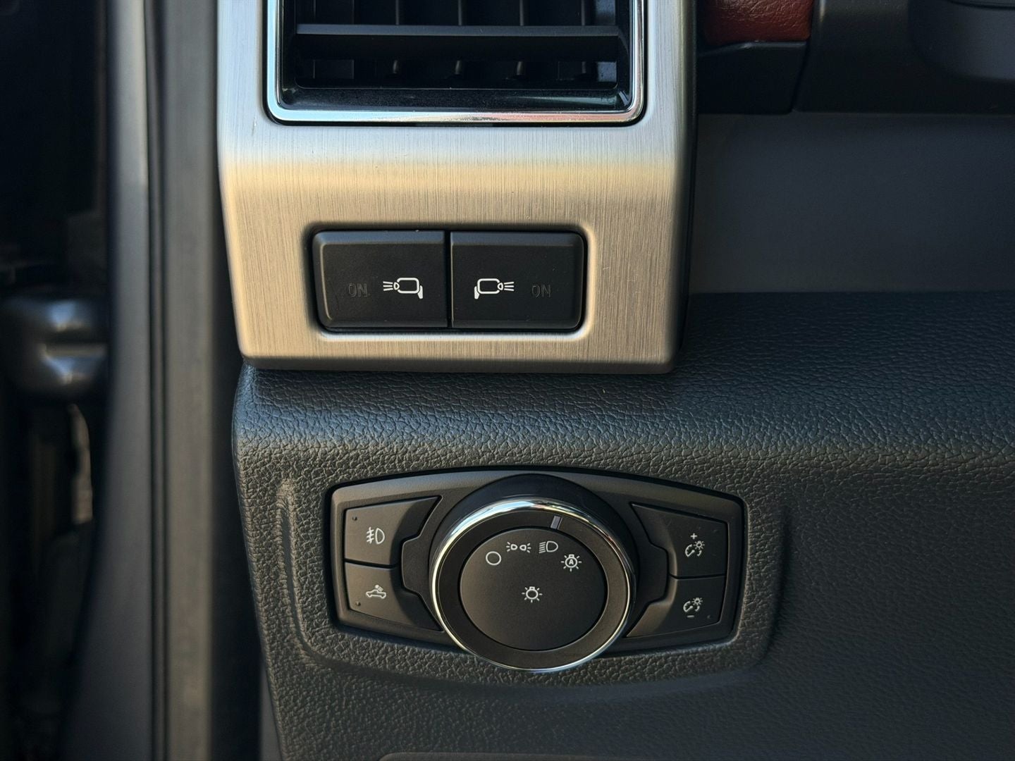 2022 Ford Super Duty F-450 DRW Platinum 4X4