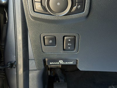 2022 Ford Super Duty F-450 DRW Platinum 4X4