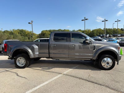 2022 Ford Super Duty F-450 DRW Platinum 4X4
