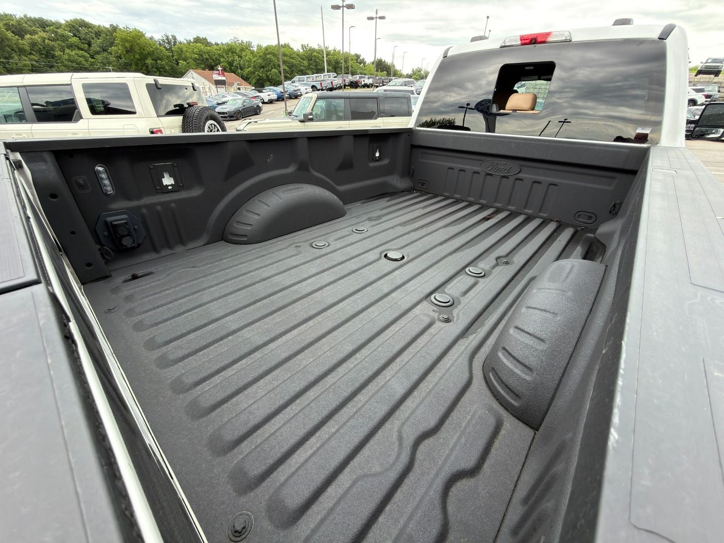 2023 Ford Super Duty F-450 DRW Lariat 4X4