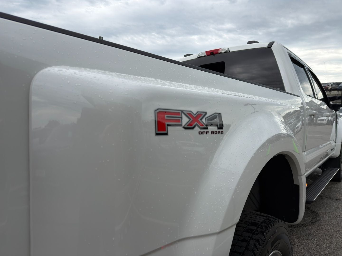 2023 Ford Super Duty F-450 DRW Lariat 4X4