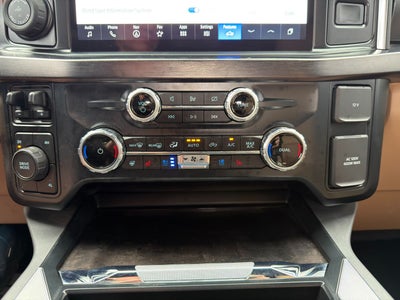 2023 Ford Super Duty F-450 DRW Lariat 4X4