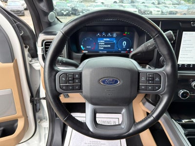 2023 Ford Super Duty F-450 DRW Lariat 4X4