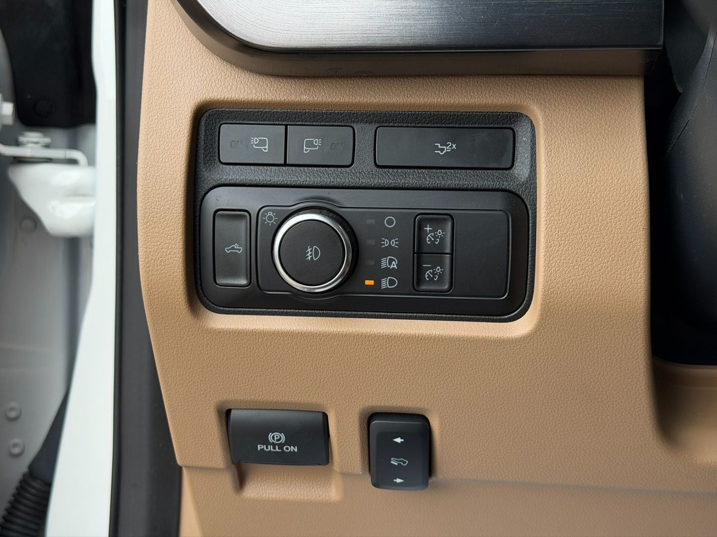 2023 Ford Super Duty F-450 DRW Lariat 4X4