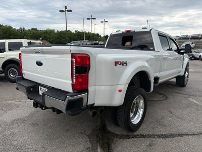 2023 Ford Super Duty F-450 DRW Lariat 4X4