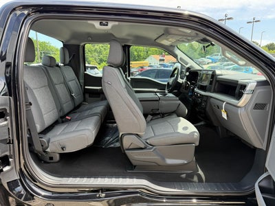 2025 Ford Super Duty F-250® XL