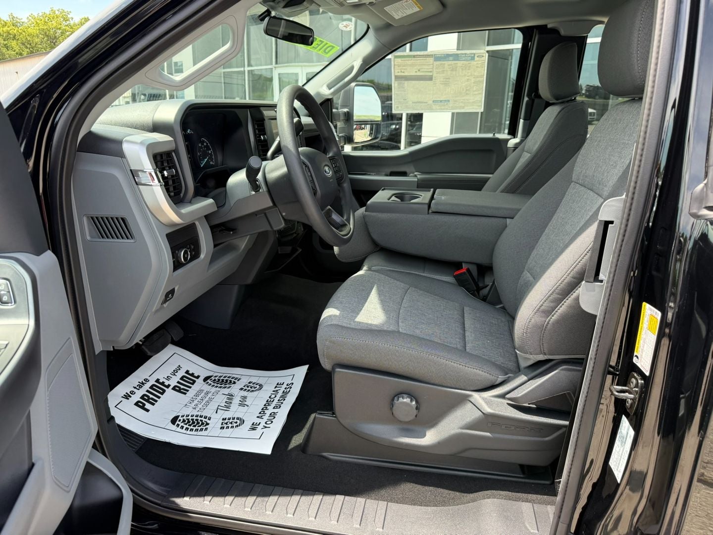 2025 Ford Super Duty F-250® XL