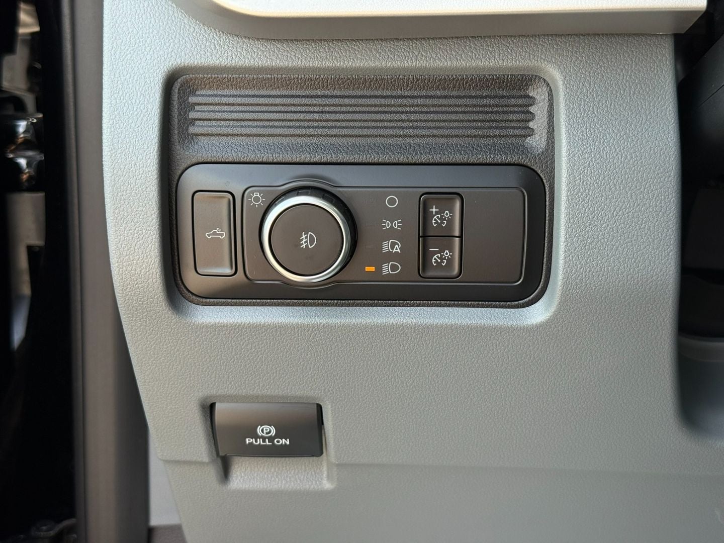 2025 Ford Super Duty F-250® XL