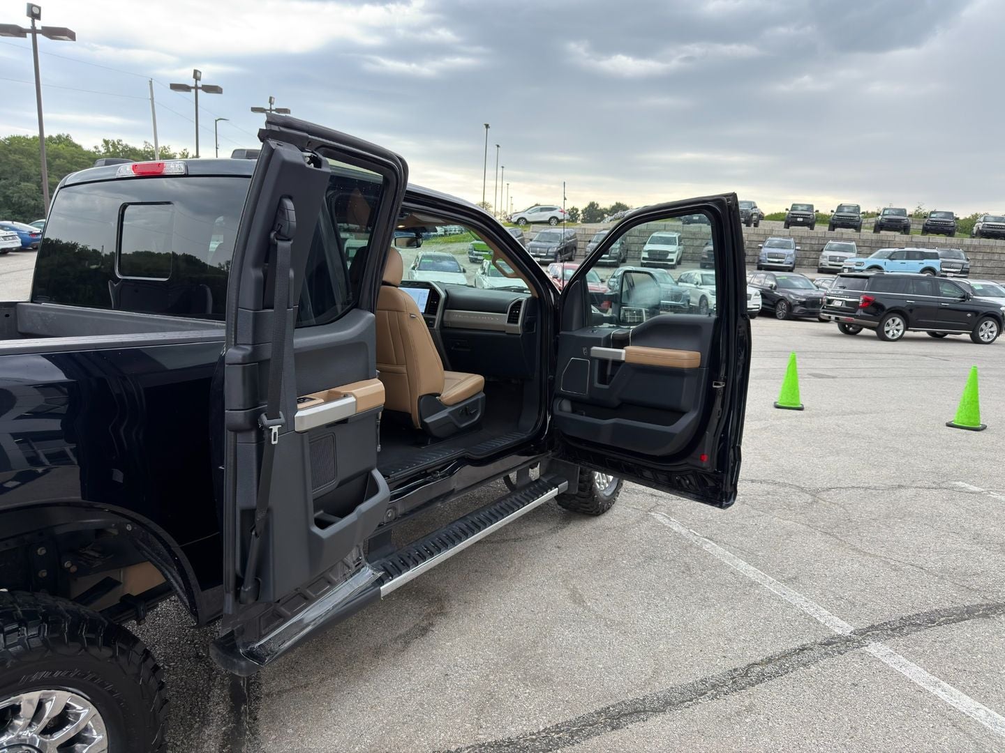 2022 Ford Super Duty F-350 SRW Lariat 4X4
