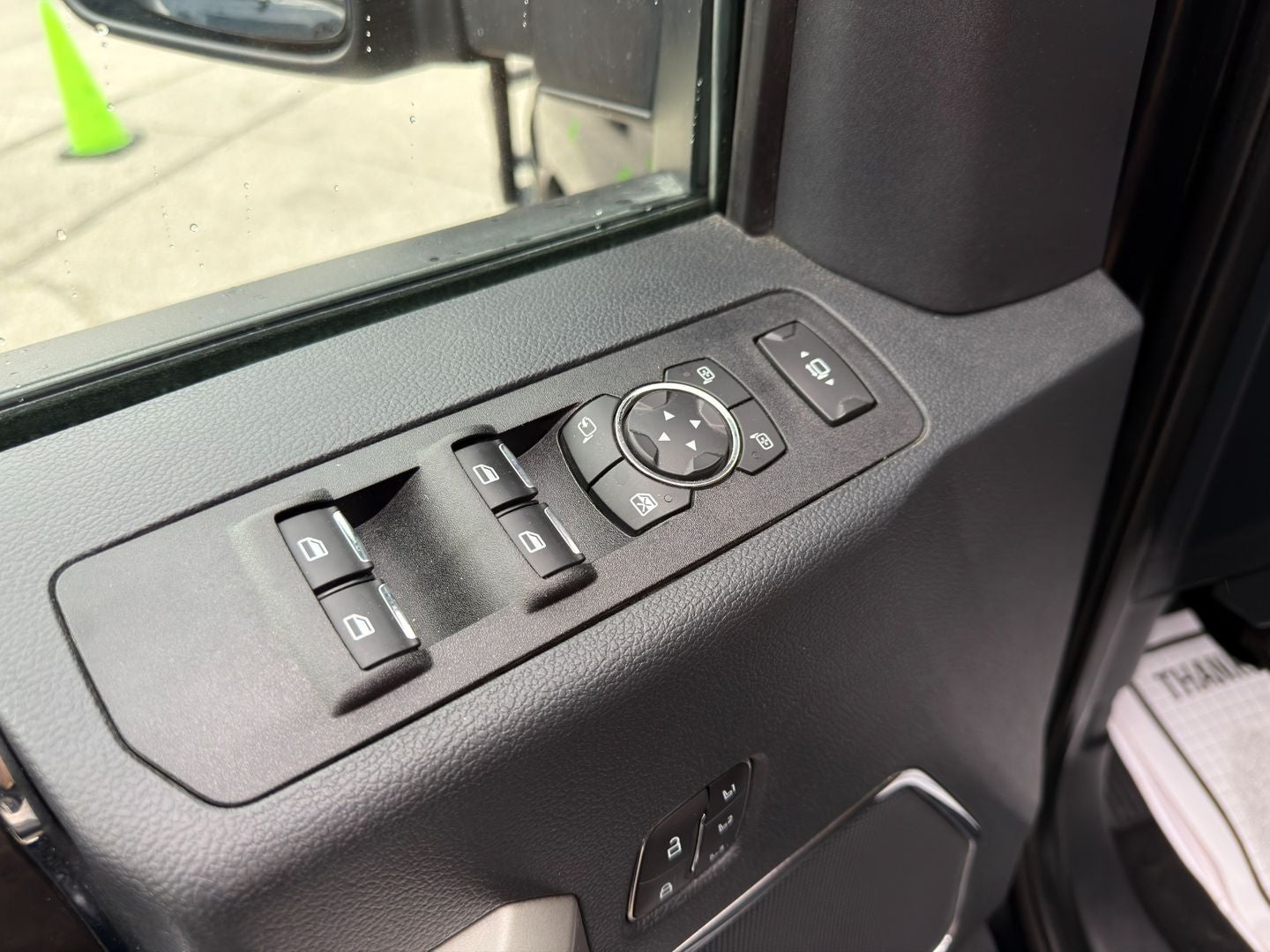 2022 Ford Super Duty F-350 SRW Lariat 4X4