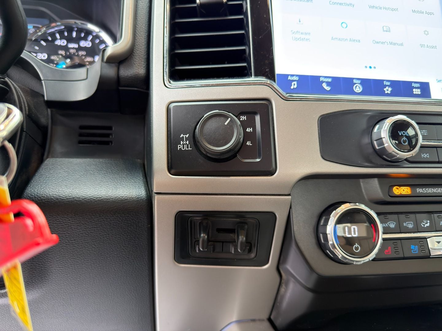 2022 Ford Super Duty F-350 SRW Lariat 4X4
