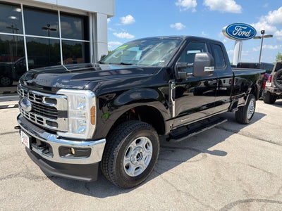 2026 Ford Super Duty F-350® XLT