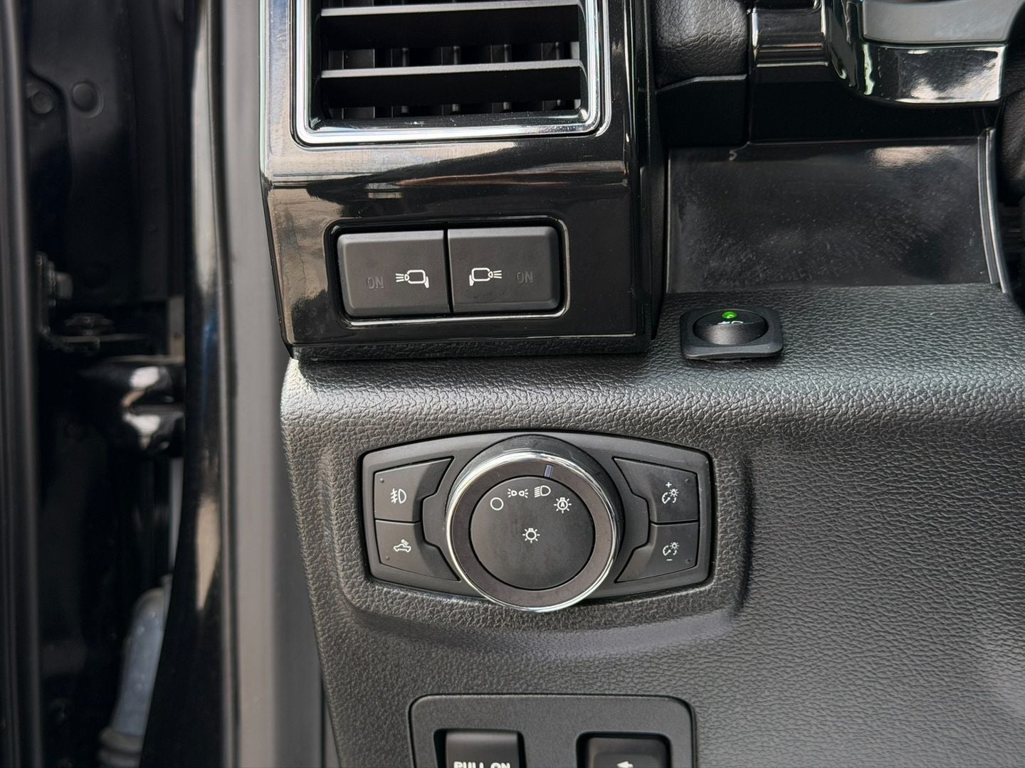 2019 Ford F-150 Lariat 4X4 Harley Davidson Supercharged