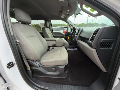 2016 Ford F-150 XLT 4X4 V8