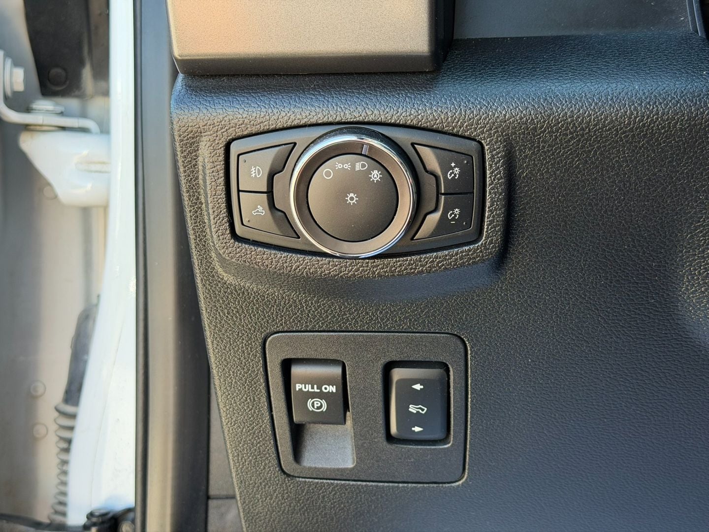 2018 Ford F-150 XLT 4X4 V6