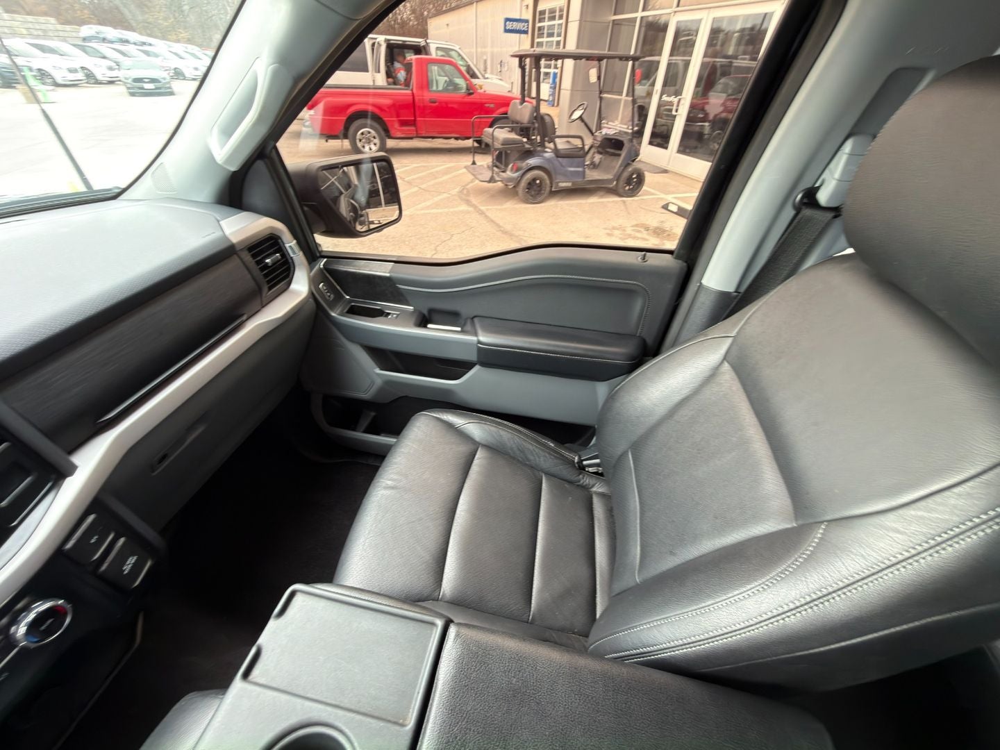 2023 Ford F-150 XLT 4X4 V6