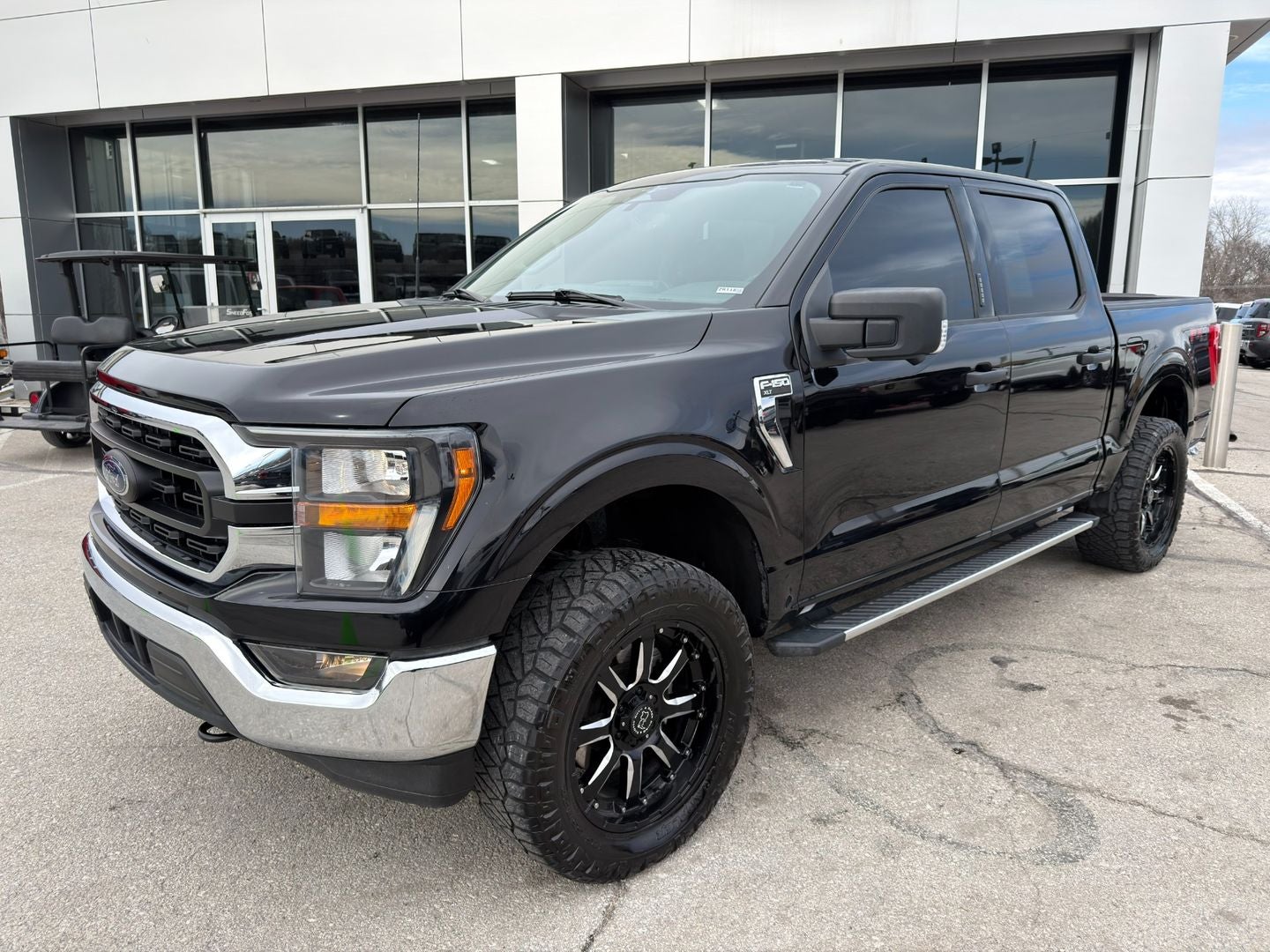 2023 Ford F-150 XLT 4X4 V6