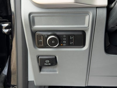 2023 Ford F-150 XLT 4X4 V6