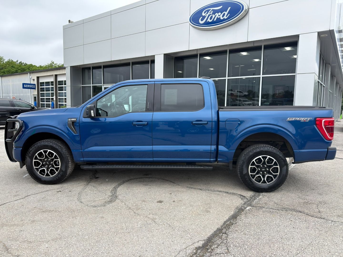 2023 Ford F-150 XLT 4X4 V6