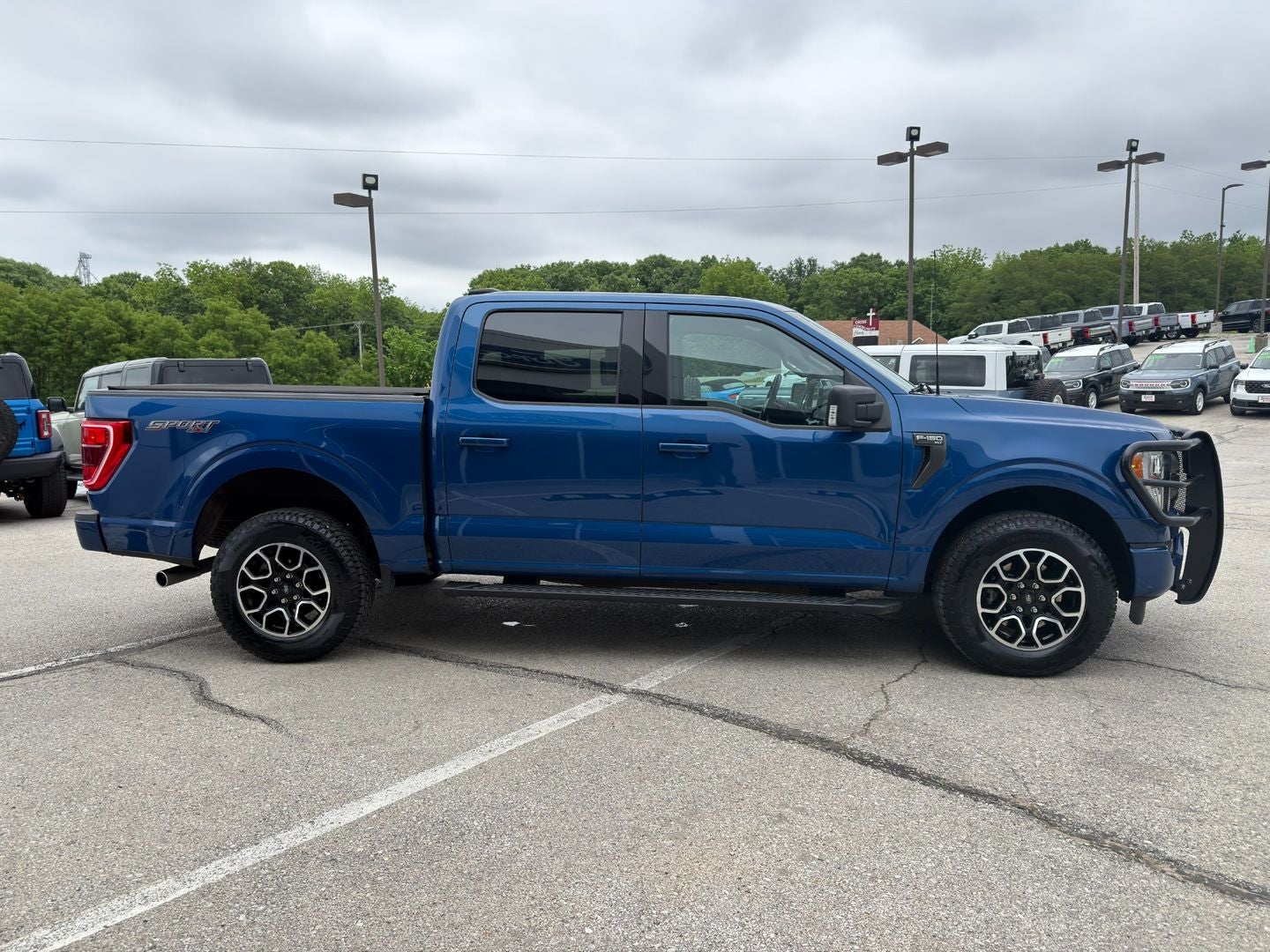 2023 Ford F-150 XLT 4X4 V6
