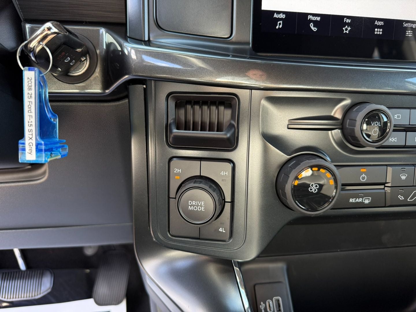 2025 Ford F-150 STX®