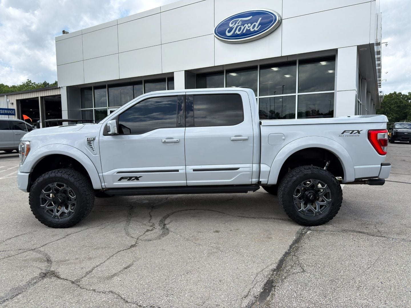 2022 Ford F-150 Lariat 4X4 V8 4X4 FTX