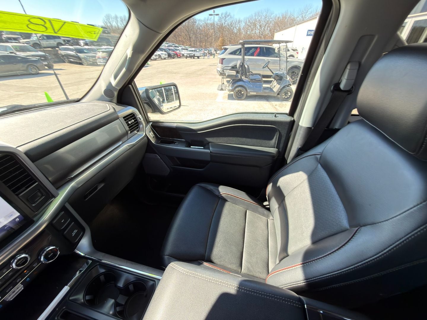 2023 Ford F-150 Lariat 4X4 V8