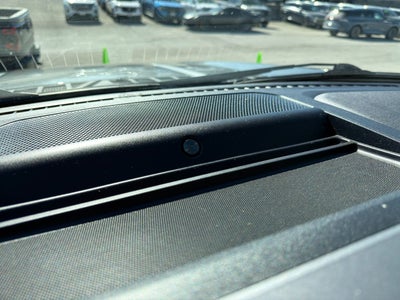 2023 Ford F-150 Lariat 4X4 V8