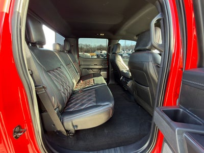 2023 Ford F-150 XLT 4X4 V8 Black Widow