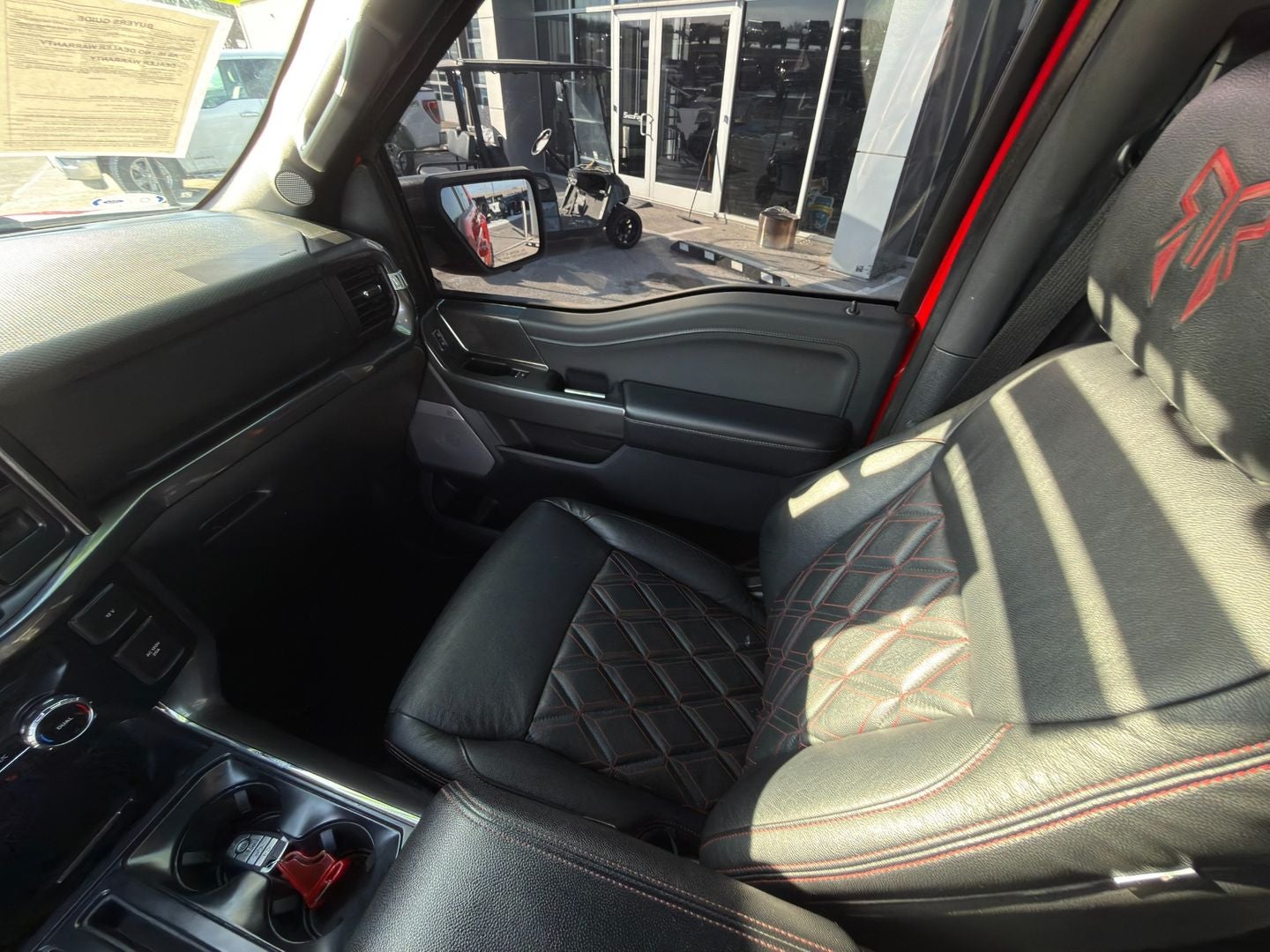 2023 Ford F-150 XLT 4X4 V8 Black Widow