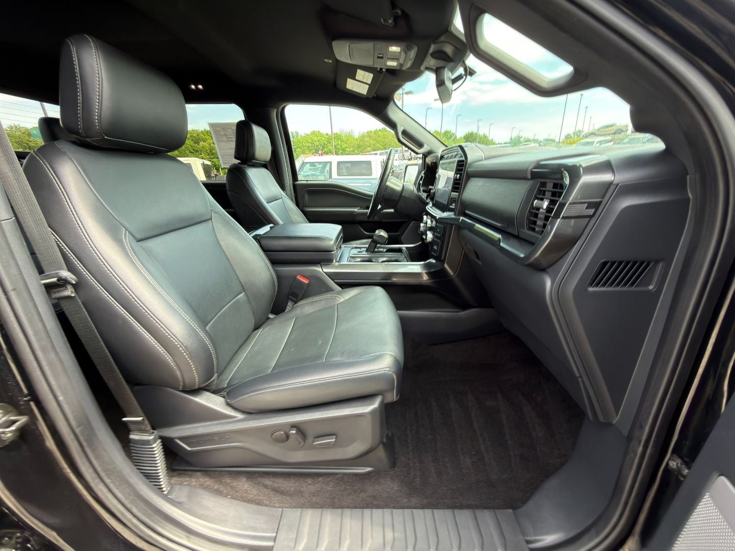 2022 Ford F-150 XLT 4X4 V6