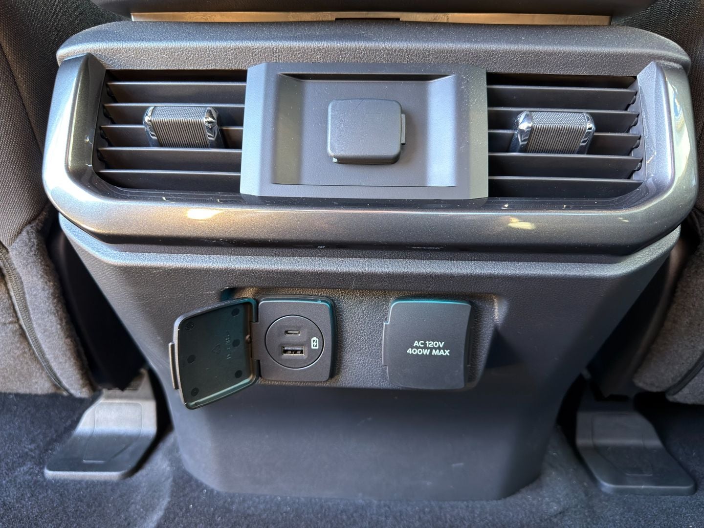 2023 Ford F-150 XLT 4X4 V6